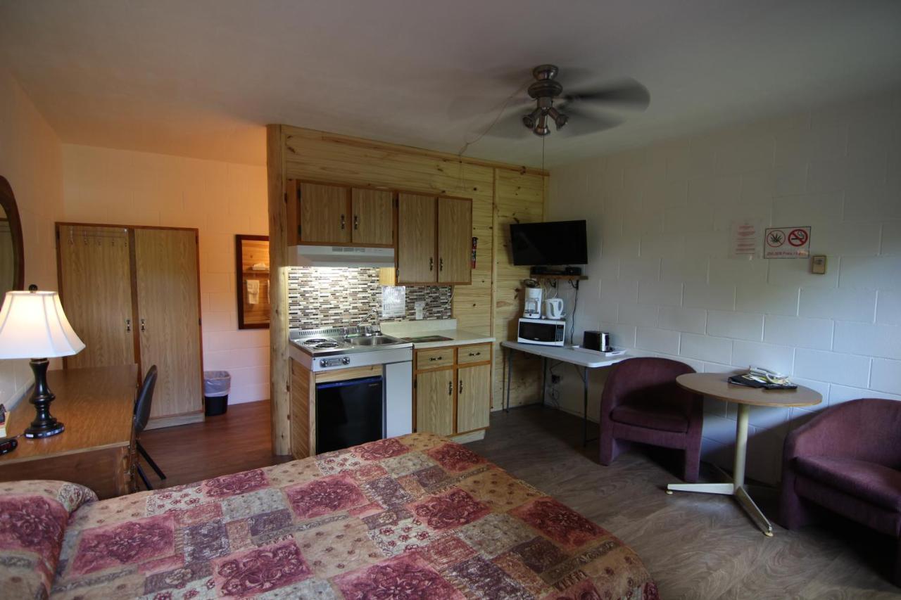 Motel Lennoxville Шербрук Экстерьер фото